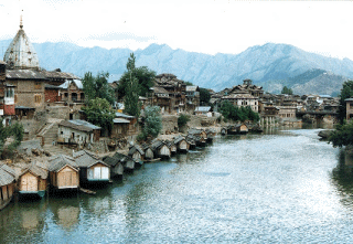 Animation of the river Jhelum in Srinagar, India
